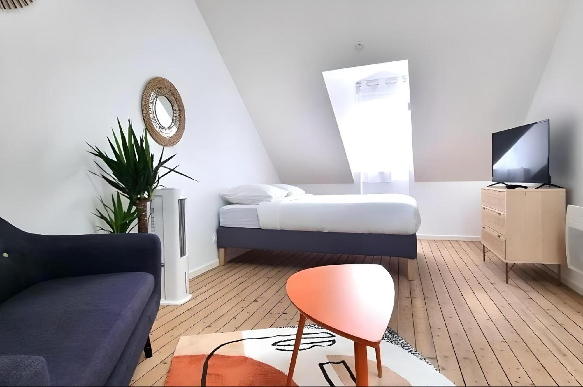 Loft Lumineux Tres Spacieux - Parking Gratuit Châteauroux Exterior foto