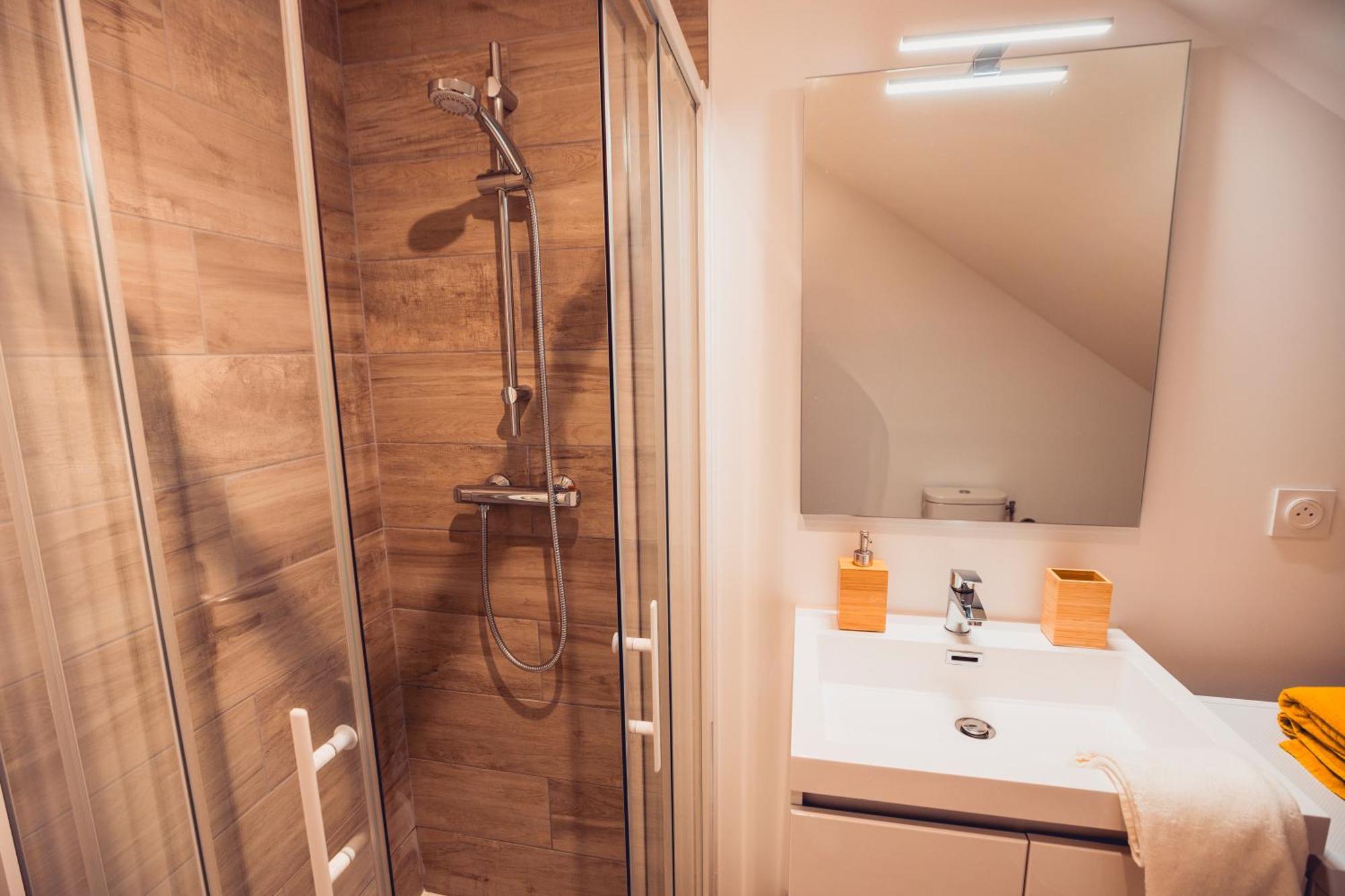 Loft Lumineux Tres Spacieux - Parking Gratuit Châteauroux Exterior foto